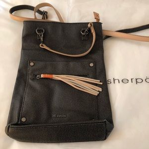 Sherpani Rebel crossbody in dark grey